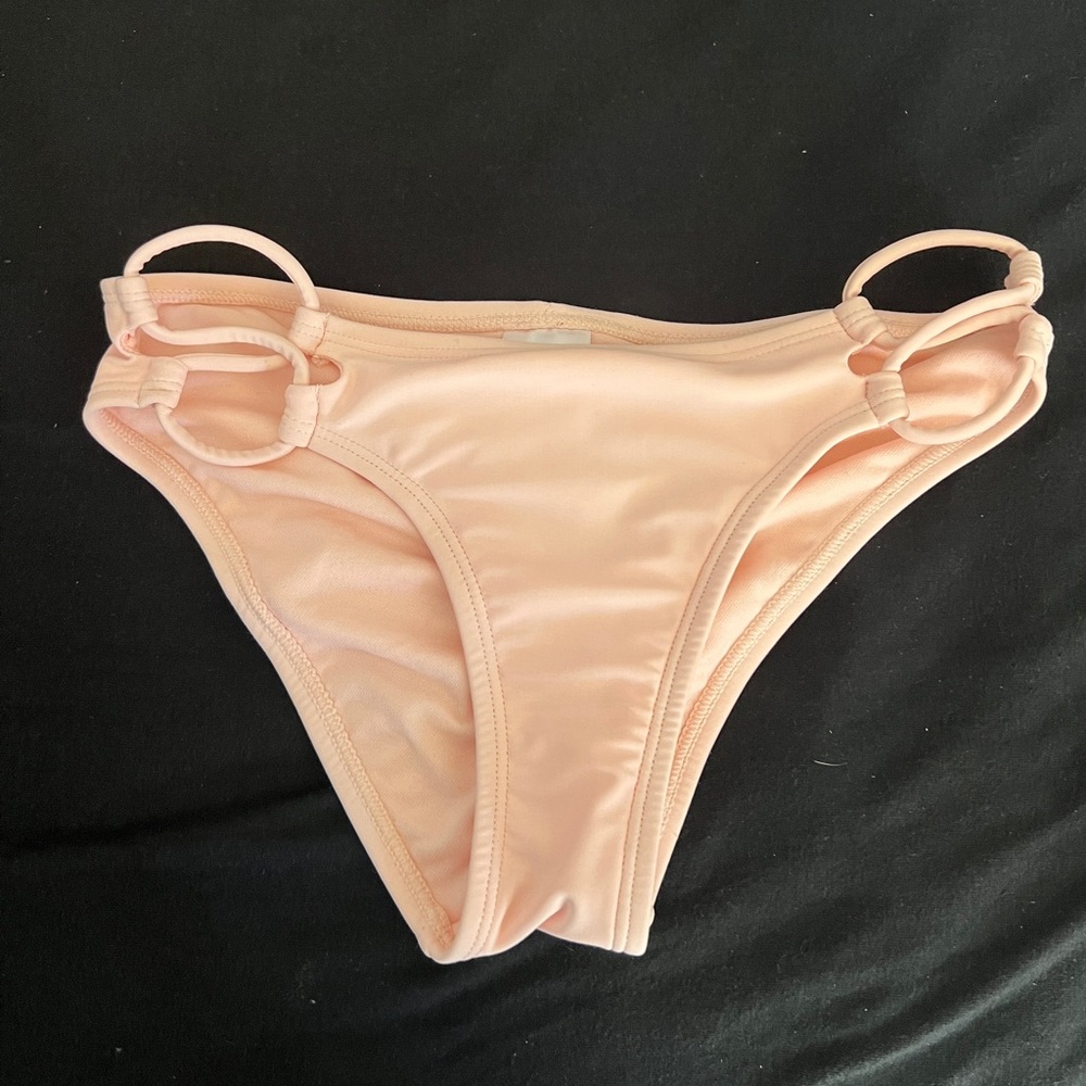 Bikini bottoms